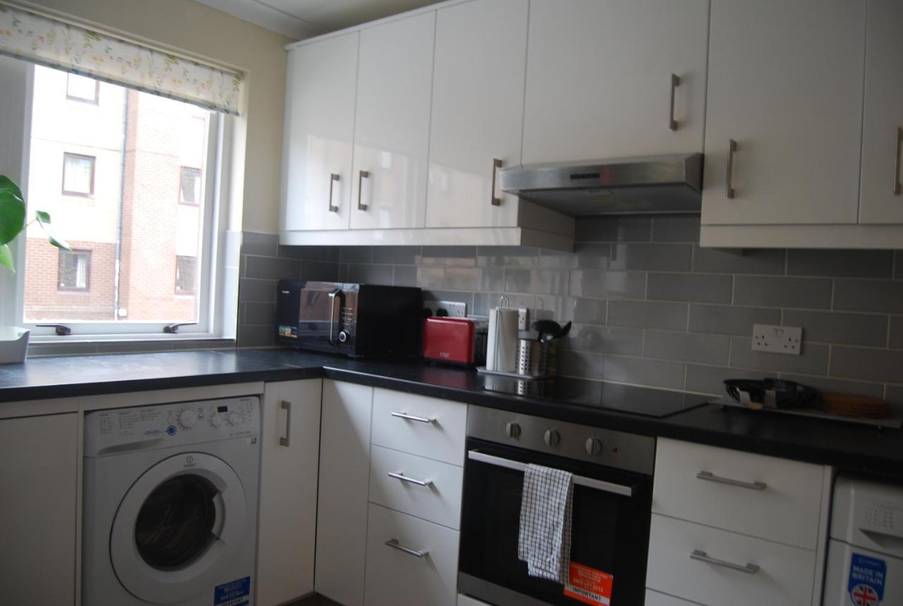 אדינבורו Central 3 Bed Flat Close To University And The Meadows מראה חיצוני תמונה