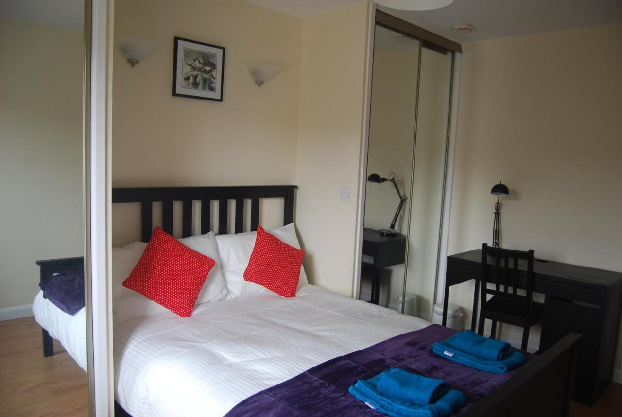 אדינבורו Central 3 Bed Flat Close To University And The Meadows מראה חיצוני תמונה